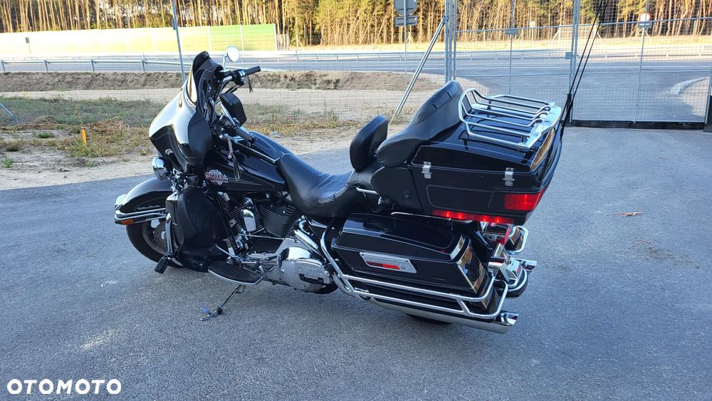 Harley-Davidson FLHTCU Ultra - 8