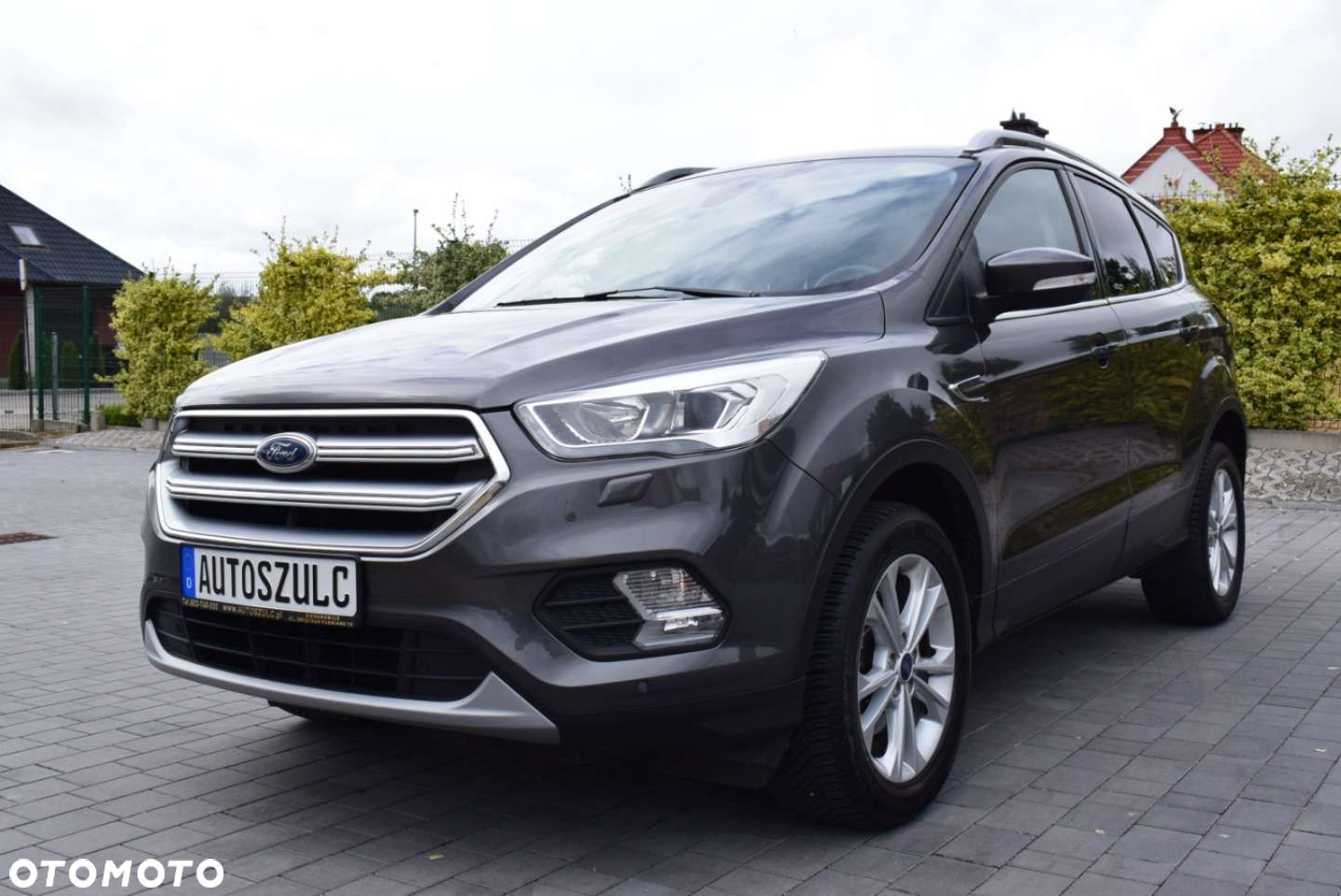 Ford Kuga - 4