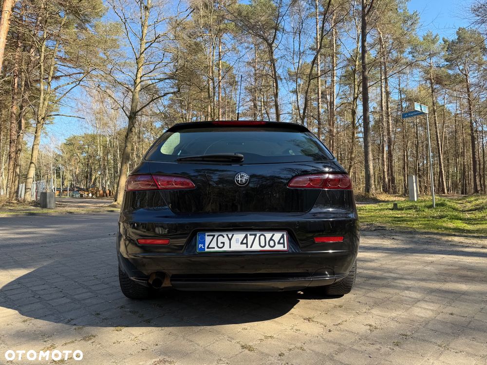 Alfa Romeo 159 1.9 JTDM 8V DPF Distinctive - 7