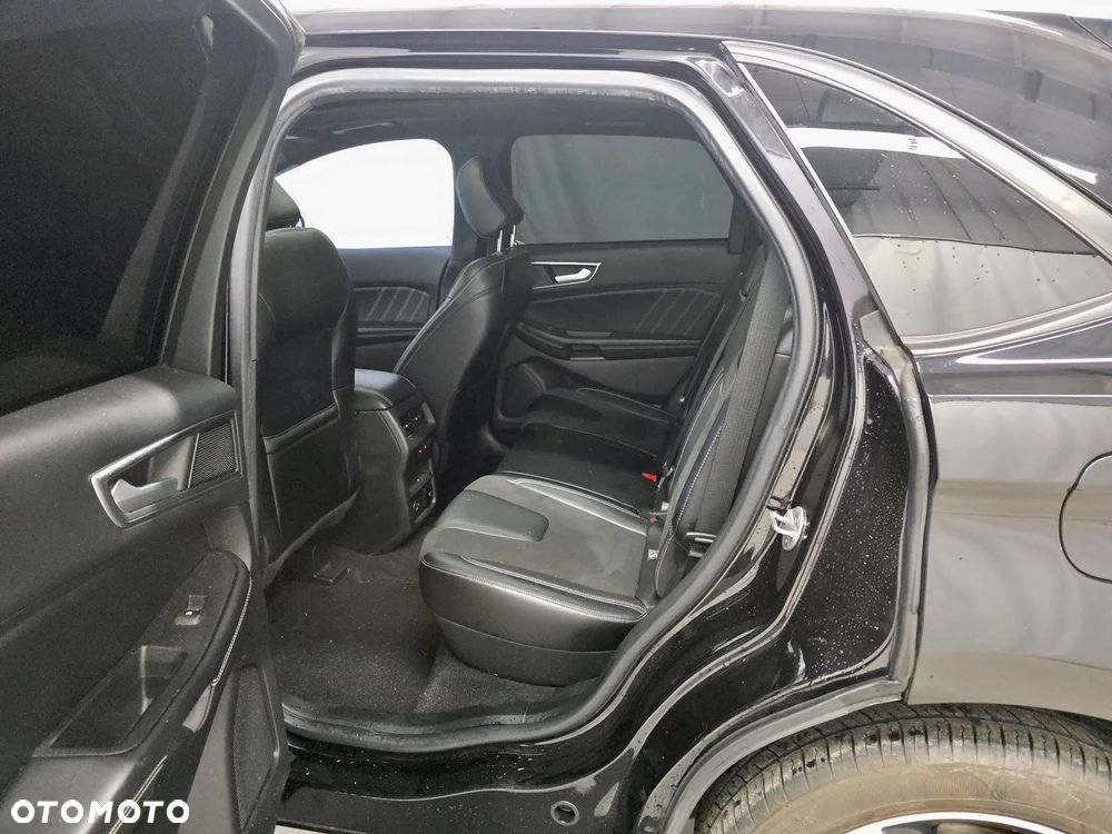 Ford Edge - 10