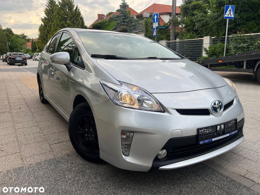 Toyota Prius 1.8 Hybrid Premium - 6