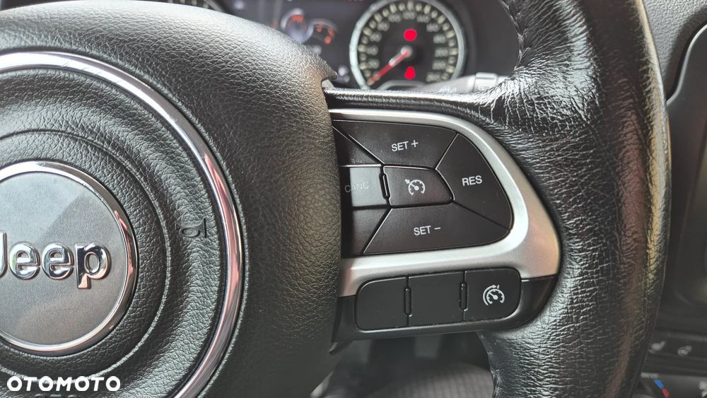 Jeep Renegade 1.4 MultiAir Limited - 17