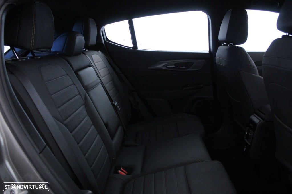 Alfa Romeo Tonale 1.5 Hybrid Veloce - 15