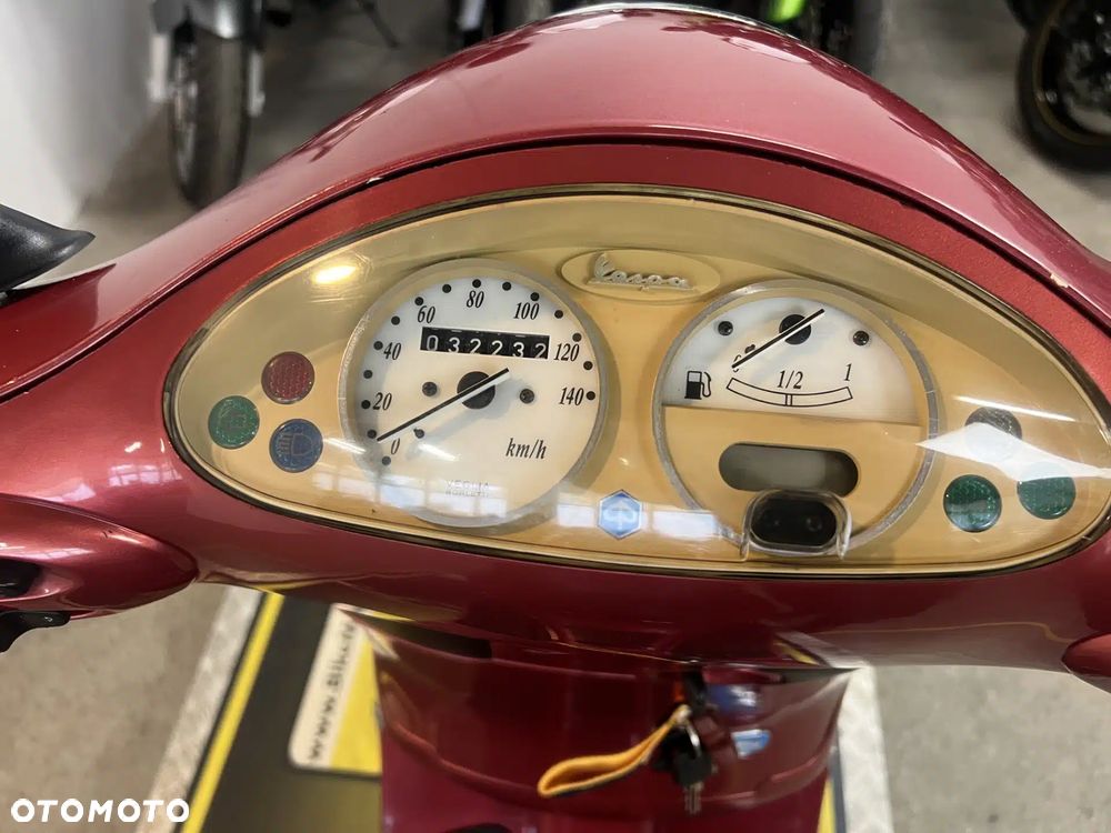 Piaggio Vespa - 29