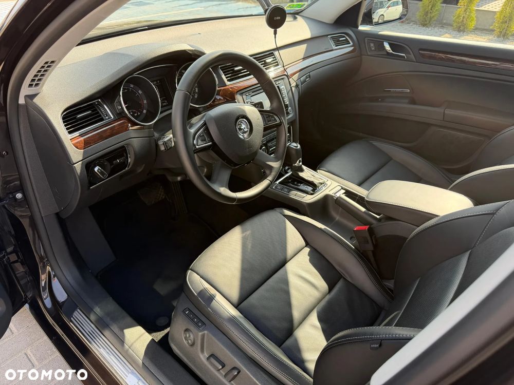 Skoda Superb 1.8 TSI Elegance DSG - 8