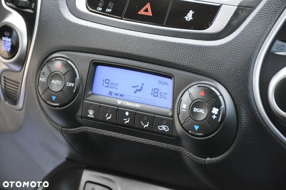 Hyundai ix35 2.0 CRDi 4WD Automatik Premium - 30