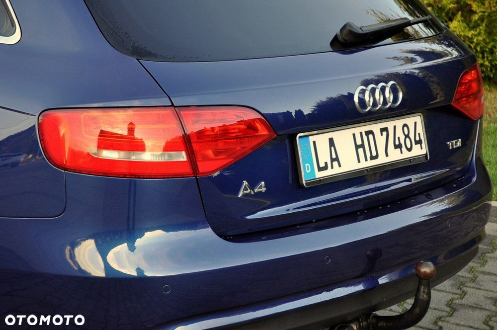 Audi A4 Avant - 16