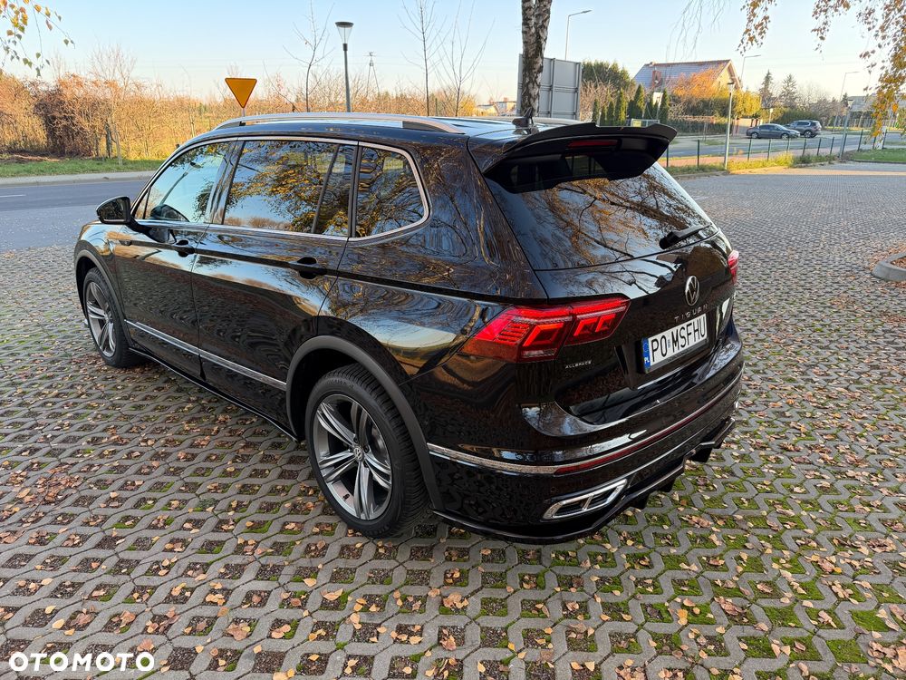 Volkswagen Tiguan 2.0 TDI SCR 4MotION DSG R-Line - 13
