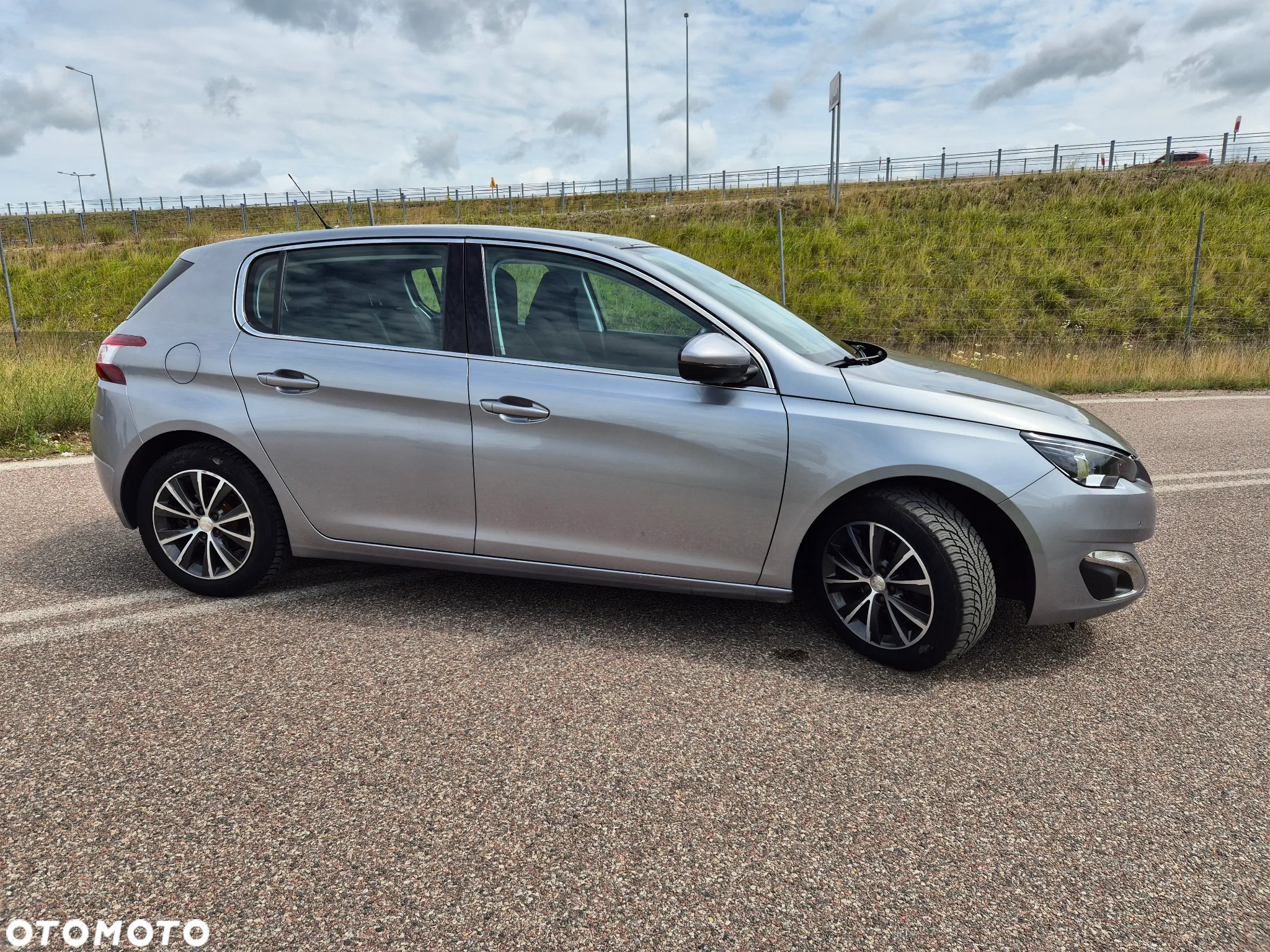 Peugeot 308 e-HDi FAP 115 Stop&Start Allure - 4