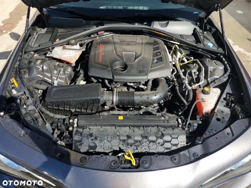 Alfa Romeo Giulia - 10