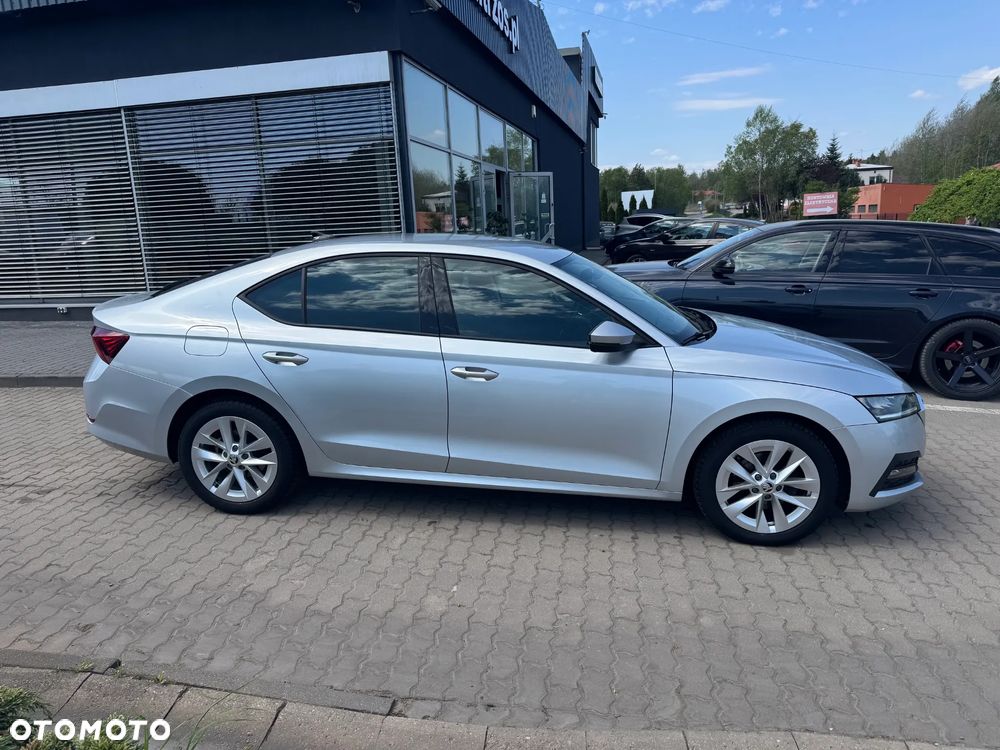 Skoda Octavia 2.0 TDI Ambition - 2