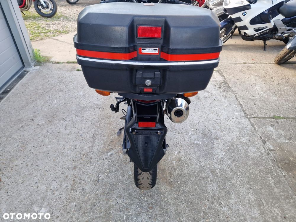 Suzuki DL - 9