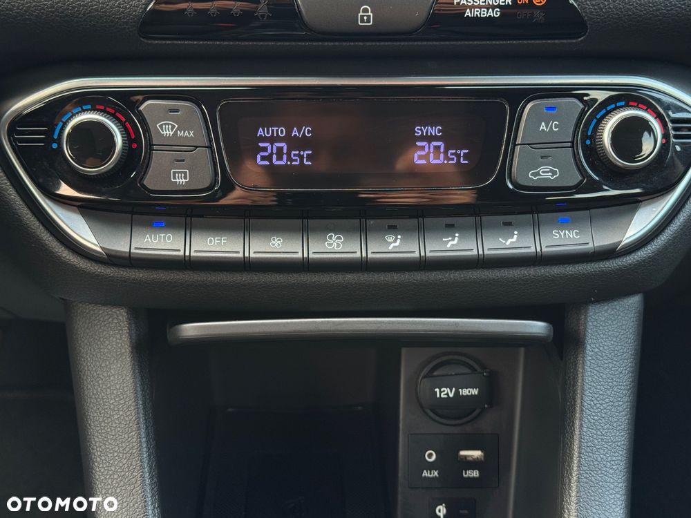 Hyundai i30 1.4 T-GDI YES - 23