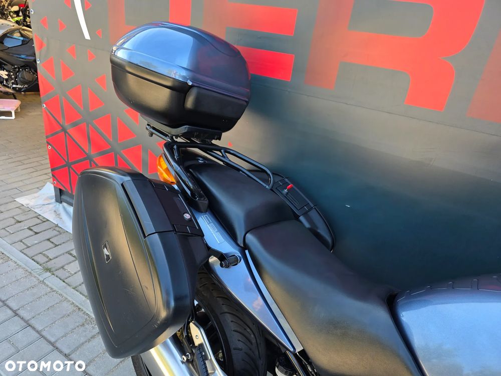 Honda CBF - 34