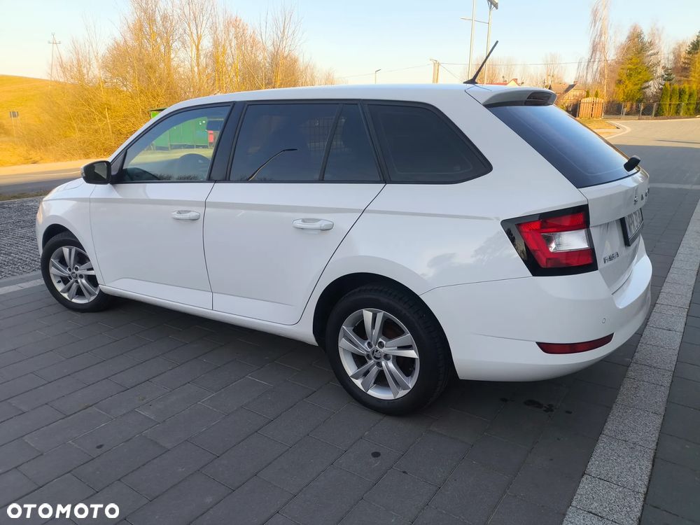 Skoda Fabia 1.0 TSI Ambition - 5