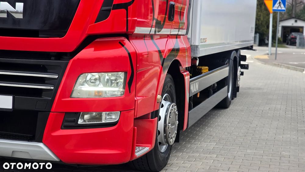 MAN TGX 26.420❗️❗️/ 6x2 / OŚ PODNOSZONA I SKRĘTNA / CHŁODNIA / ZABUDOWA IGLOOCAR 20 PALET / AGREGAT THERMOKING T-1000R / ELEKTRYK / AUTOMAT / 4 RYGLE / SALON POLSKA ❗️ - 9