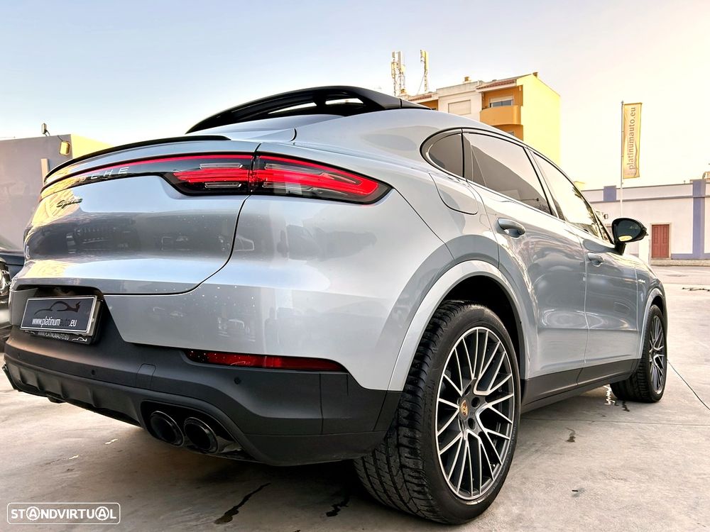 Porsche Cayenne Coupé E-Hybrid - 49