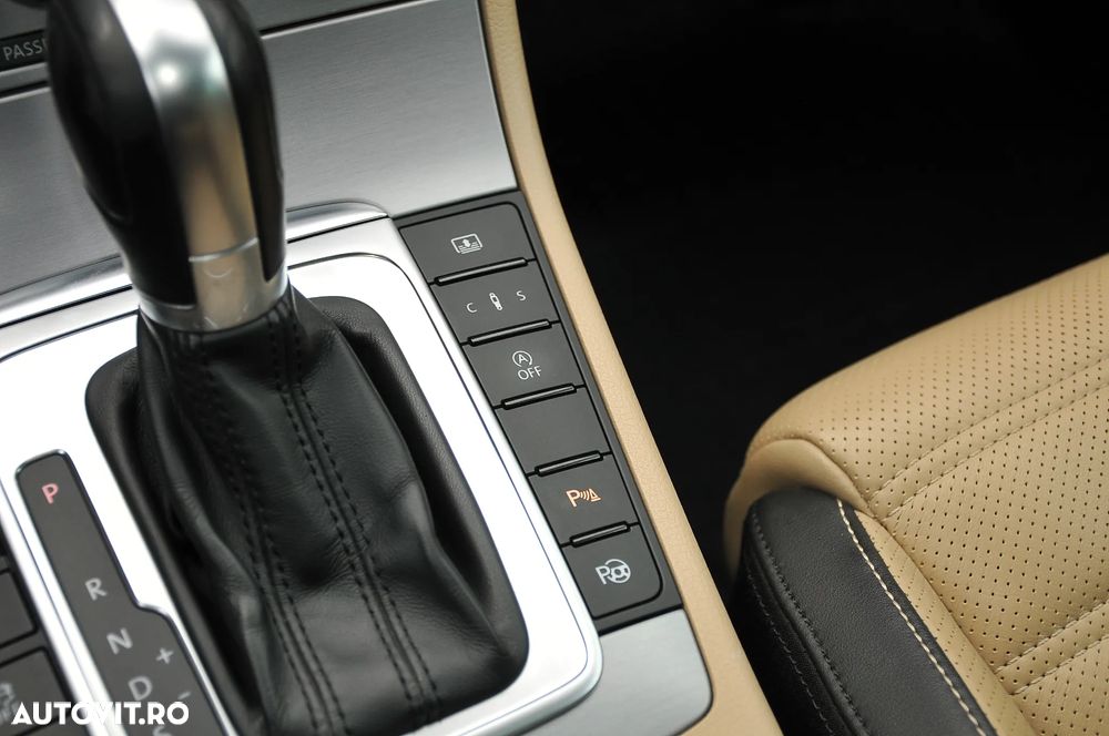 Volkswagen Passat CC 2.0 TDI DSG BMT - 27