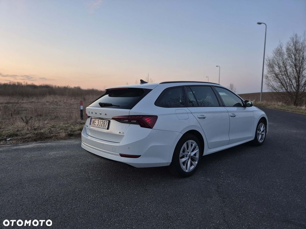 Skoda Octavia 1.5 TSI e-Tec Ambition DSG - 2