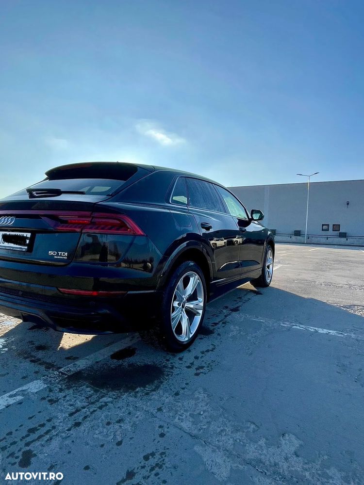 Audi Q8 - 2
