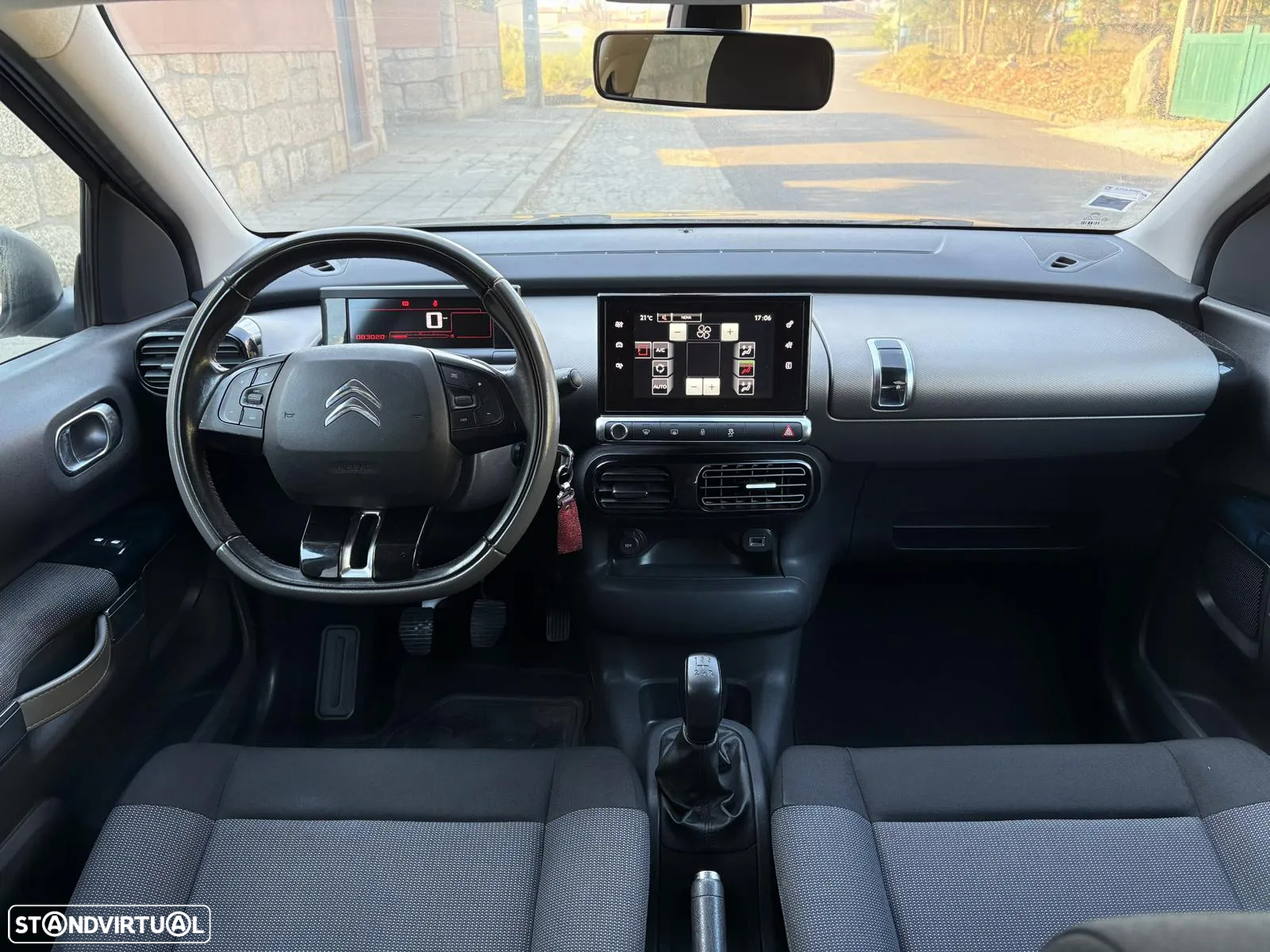Citroën C4 Cactus 1.2 PureTech Shine - 5