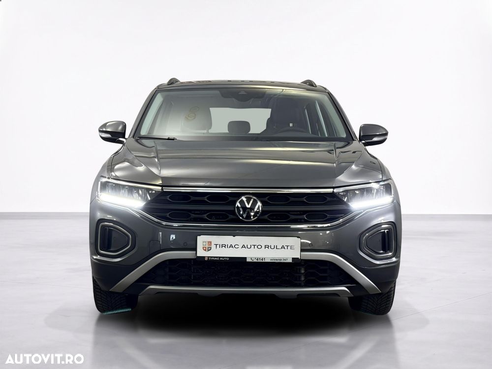 Volkswagen T-Roc - 8