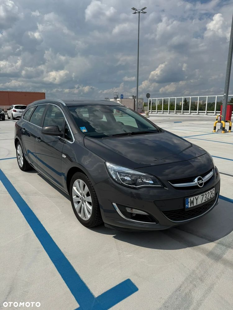 Opel Astra 1.4 T Cosmo - 1