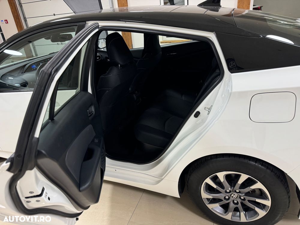 Toyota Prius Prime 1.8 HSD Dynamic - 10