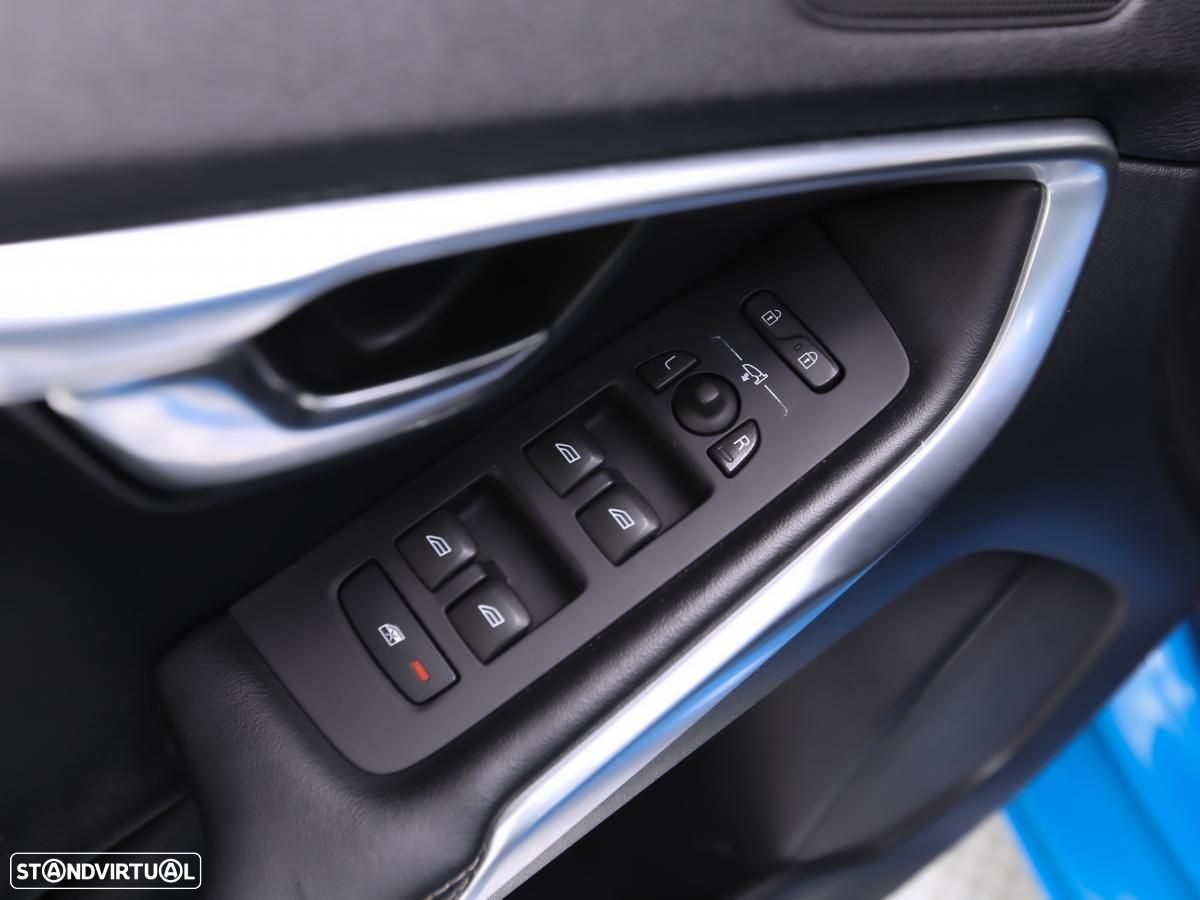 Volvo V40 - 13
