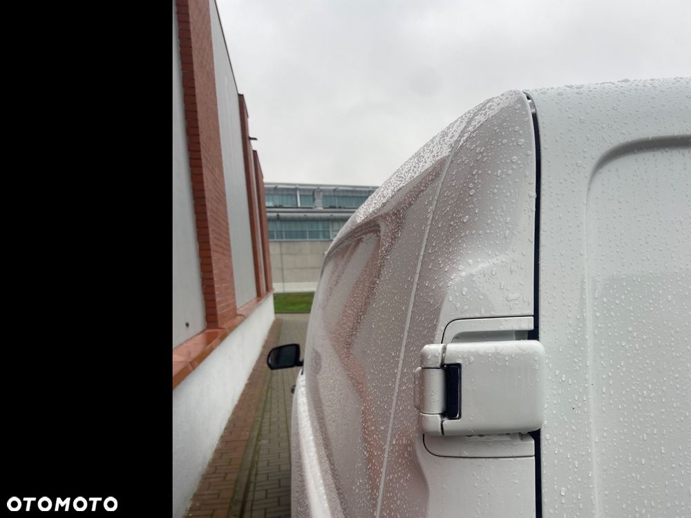 Mercedes-Benz Vito - 23