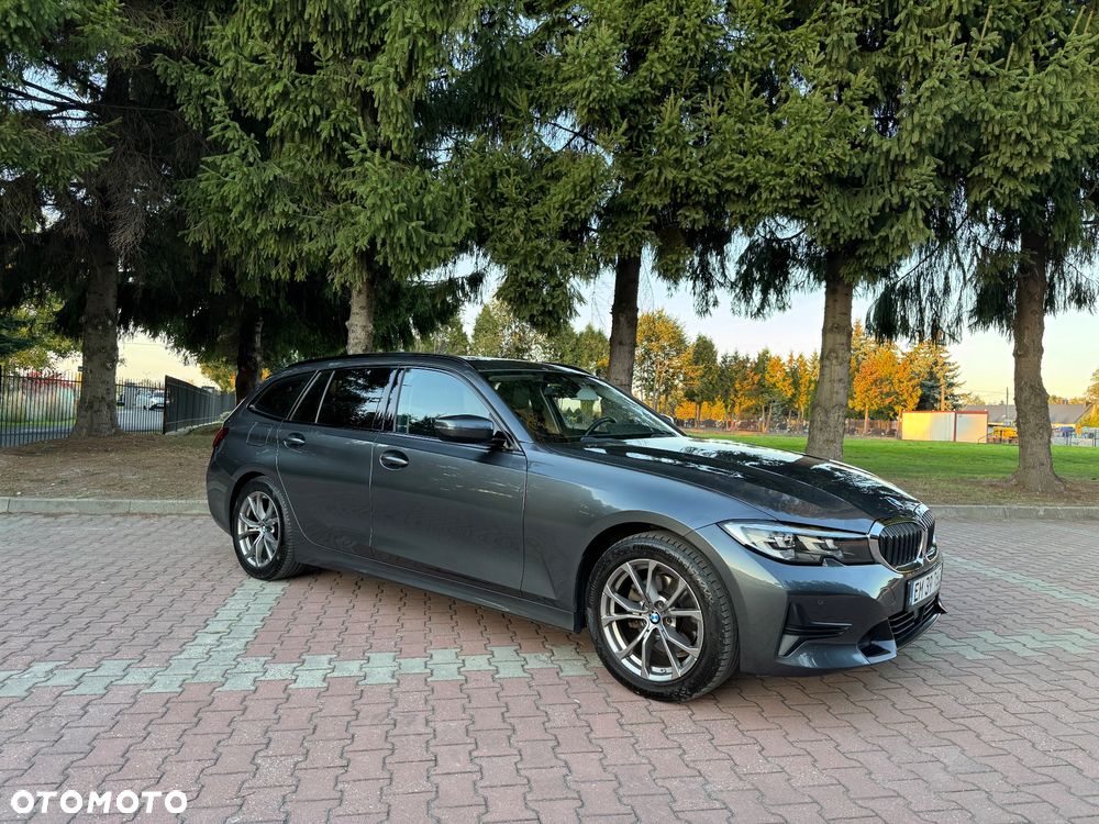 BMW Seria 3 320d Sport Line - 1