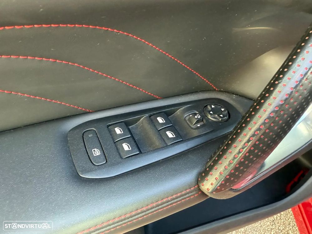 Peugeot 308 GTi by Sport - 19