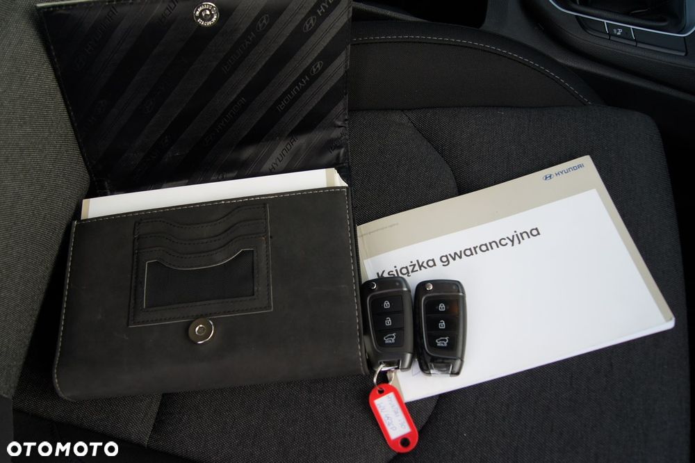 Hyundai i30 1.6 D Comfort - 23
