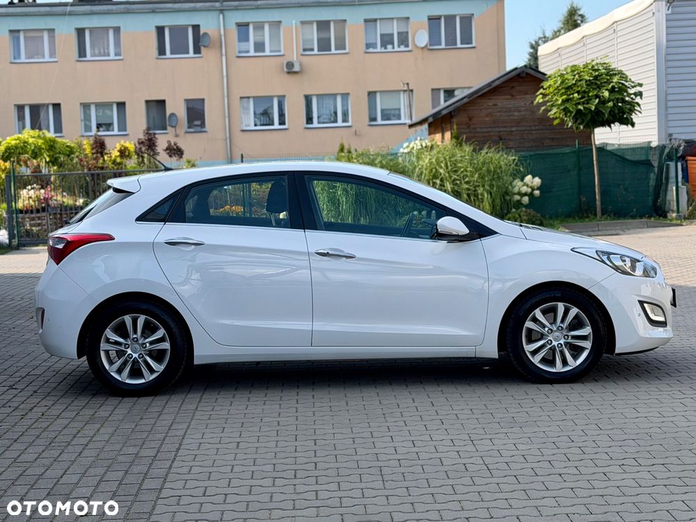 Hyundai i30 1.6 Fifa World Cup Edition - 6