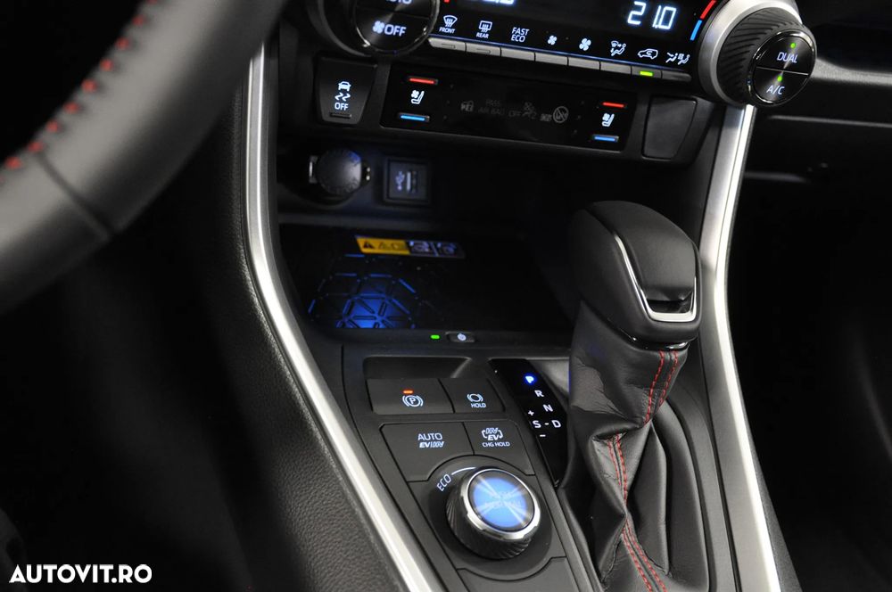 Toyota RAV4 Plug-in-Hybrid - 21