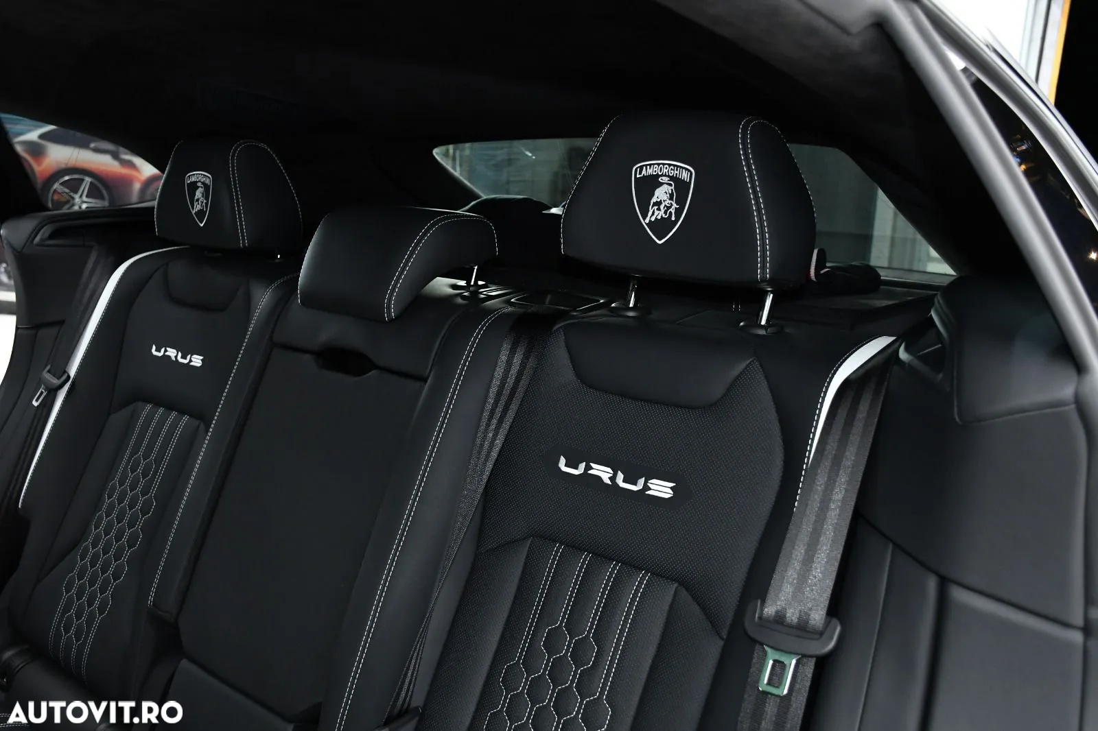 Lamborghini URUS - 22