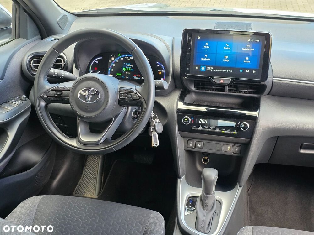 Toyota Yaris Cross Hybrid 1.5 Comfort 4x4 - 22