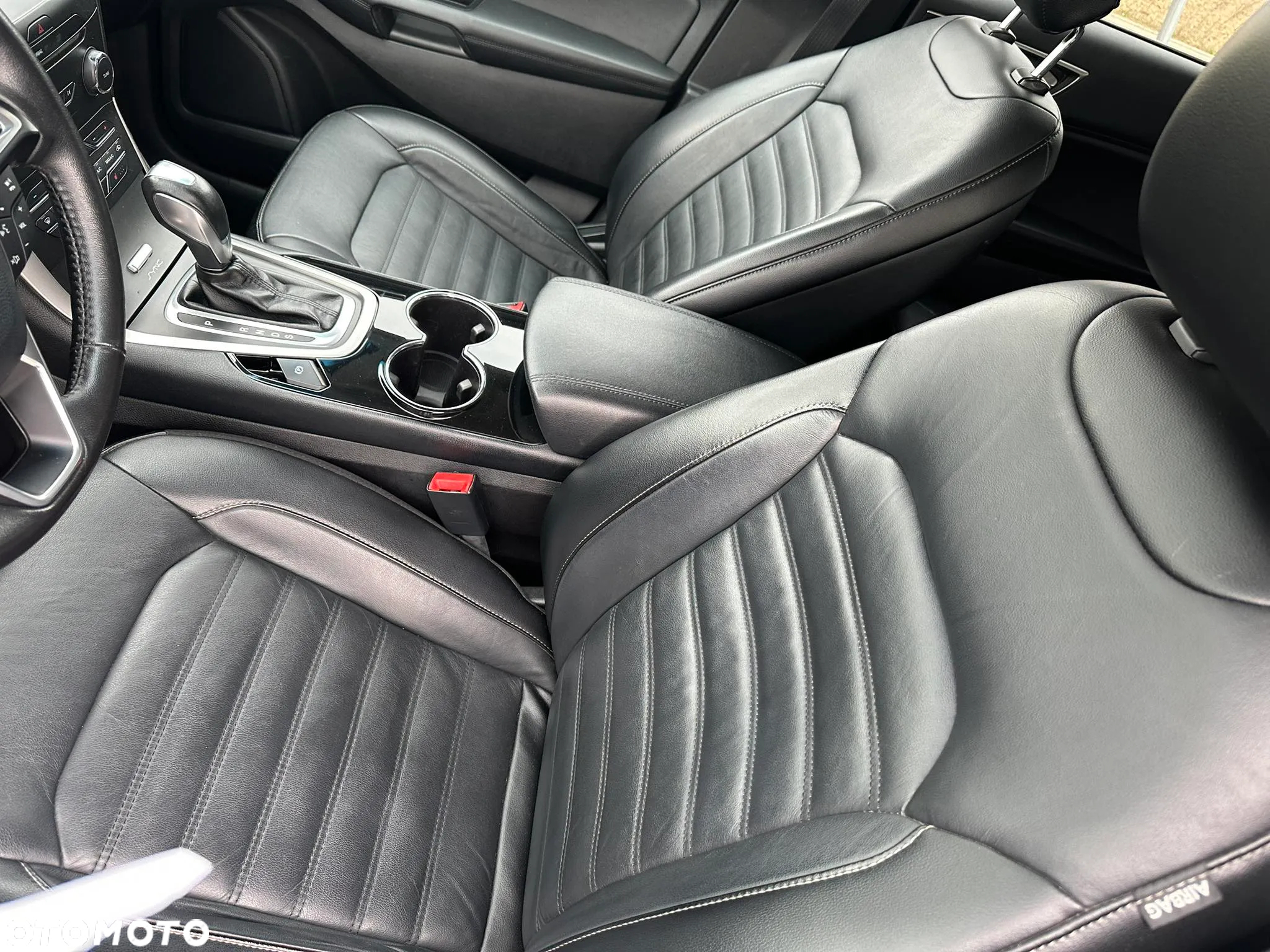 Ford Edge - 11