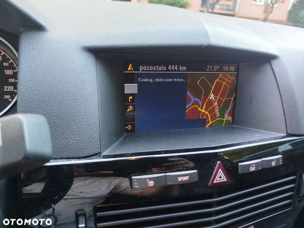Opel Astra 1.9 CDTI Cosmo - 7
