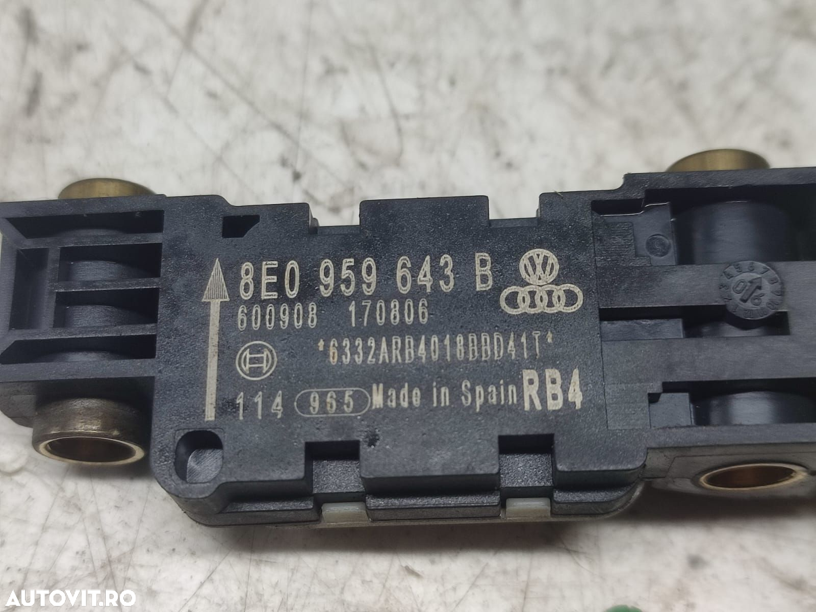 Senzor impact 8e0959643b Audi A4 B7 [2004 - 2008] 2.0 tdi BPW - 2