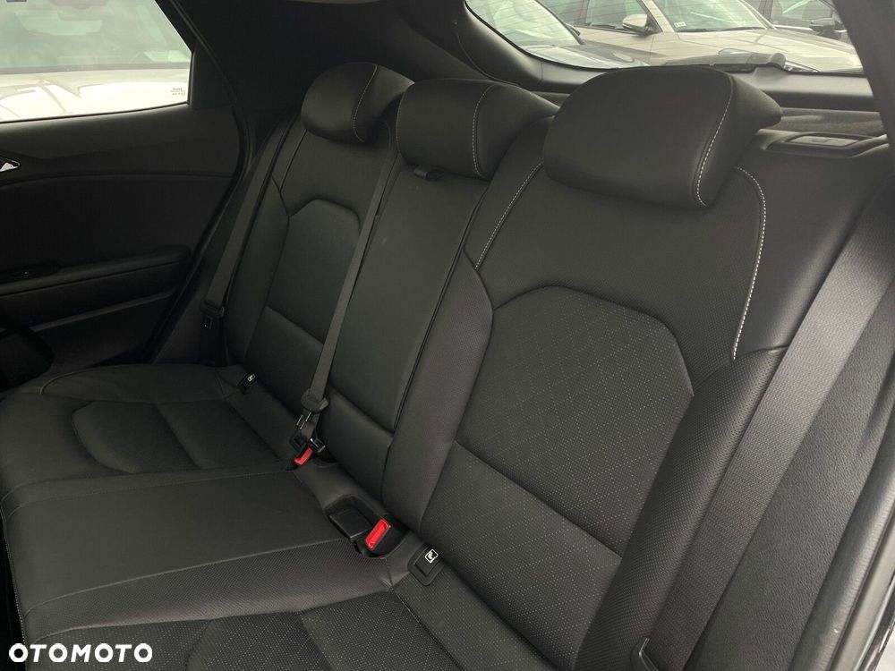 Kia XCeed 1.5 T-GDI Business Line DCT - 12
