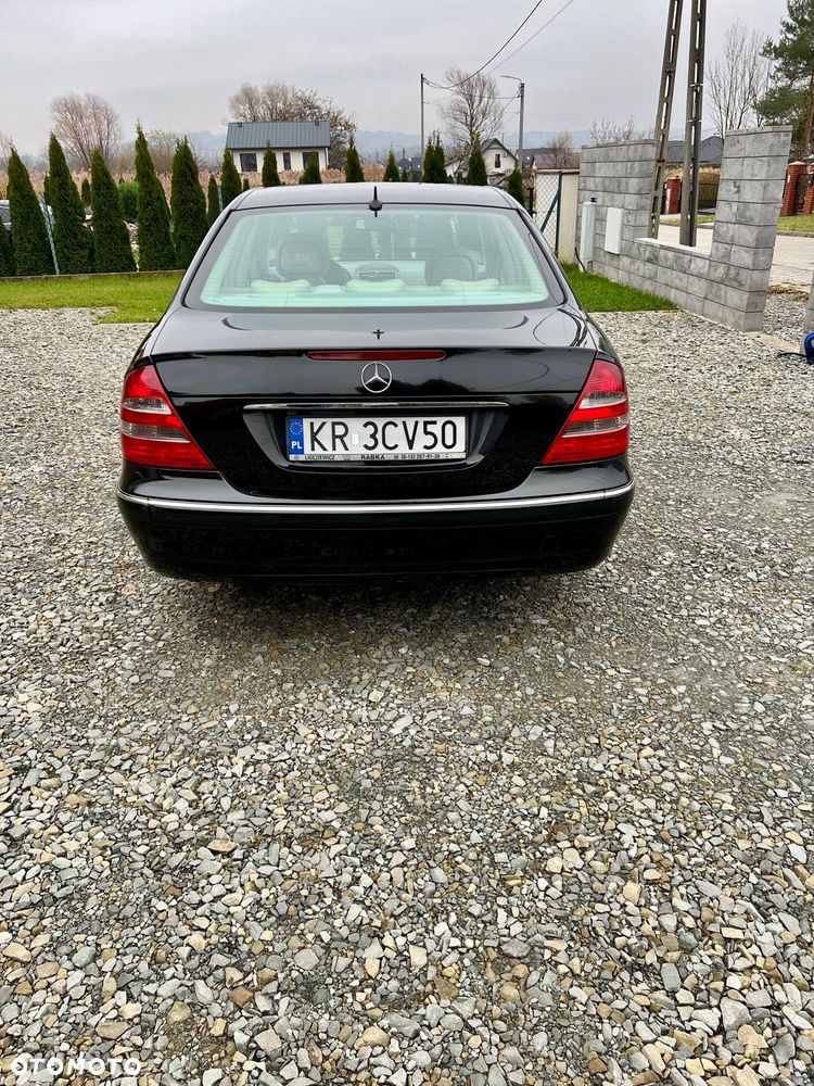 Mercedes-Benz Klasa E 200 CDI Elegance - 4