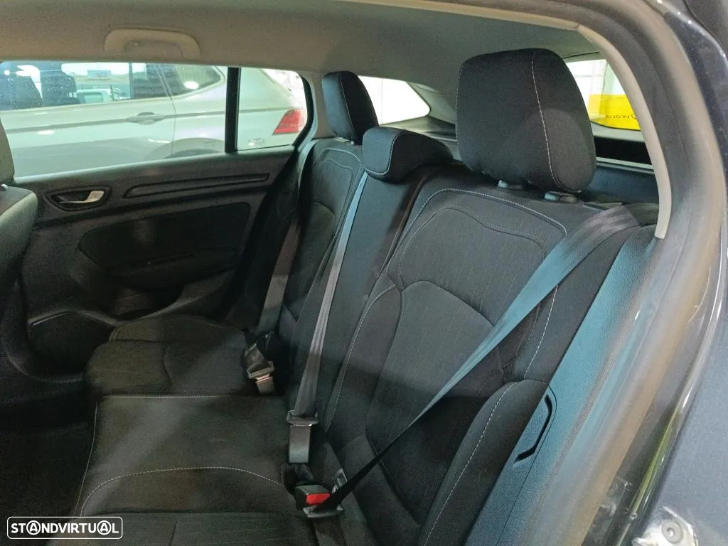 Renault Mégane Sport Tourer 1.3 TCe Limited - 11