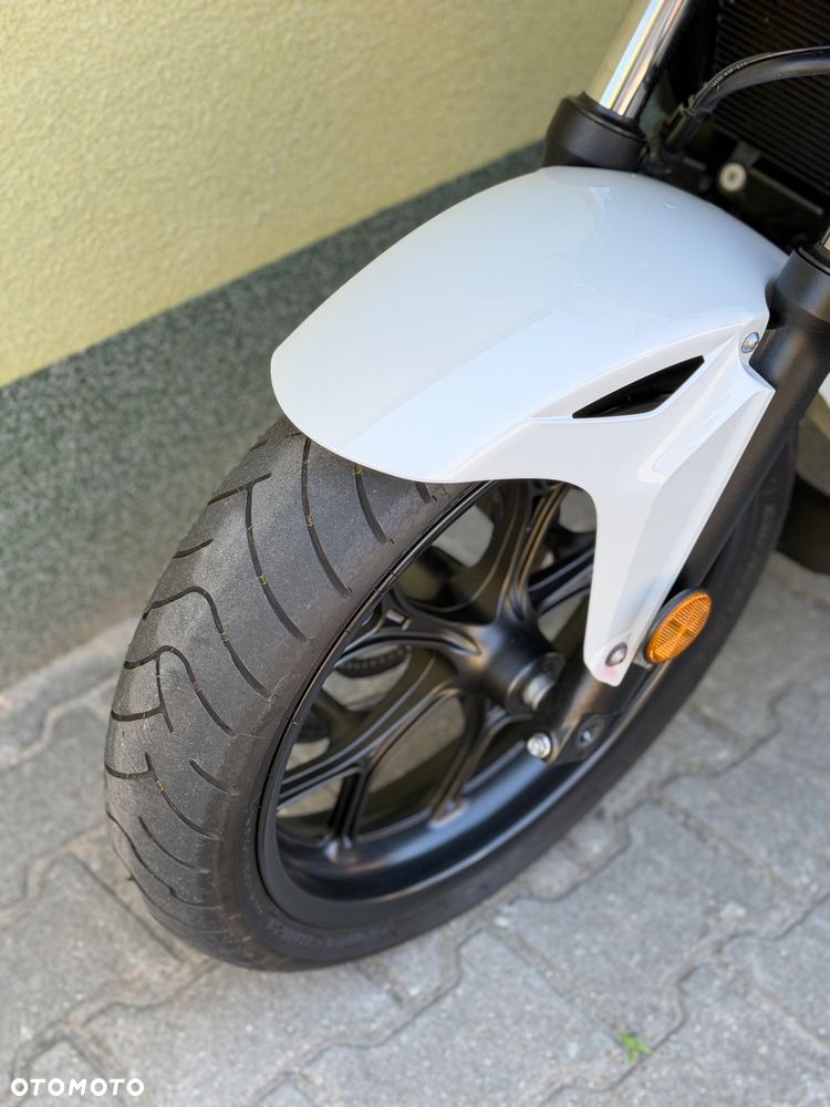 Honda CTX - 30