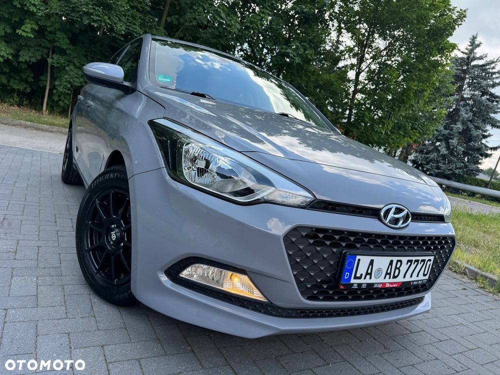 Hyundai i20 blue 1.2 Style - 1