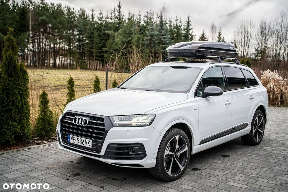 Audi Q7 - 1