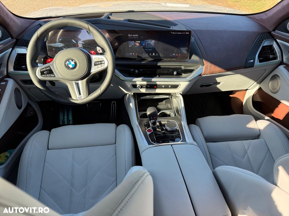 BMW XM 50e - 8