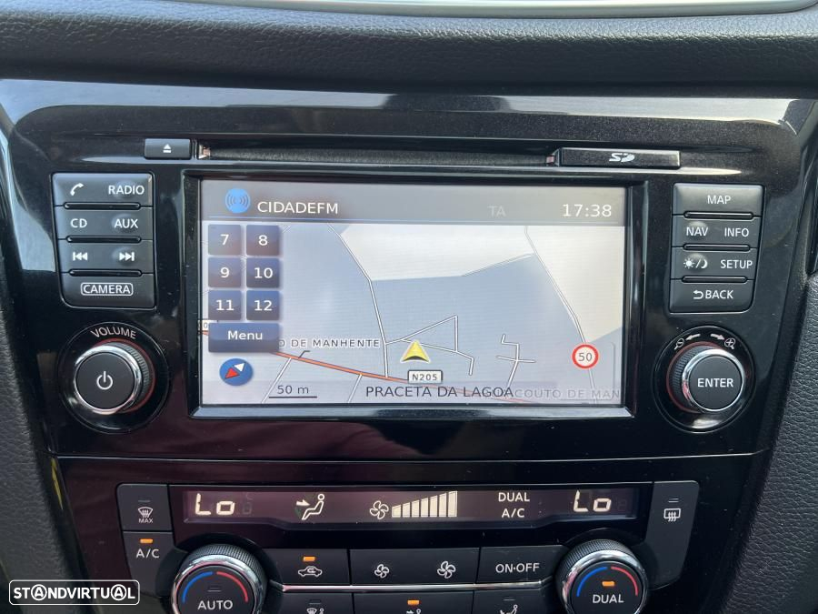 Nissan Qashqai 1.5 dCi N-Connecta Business - 33