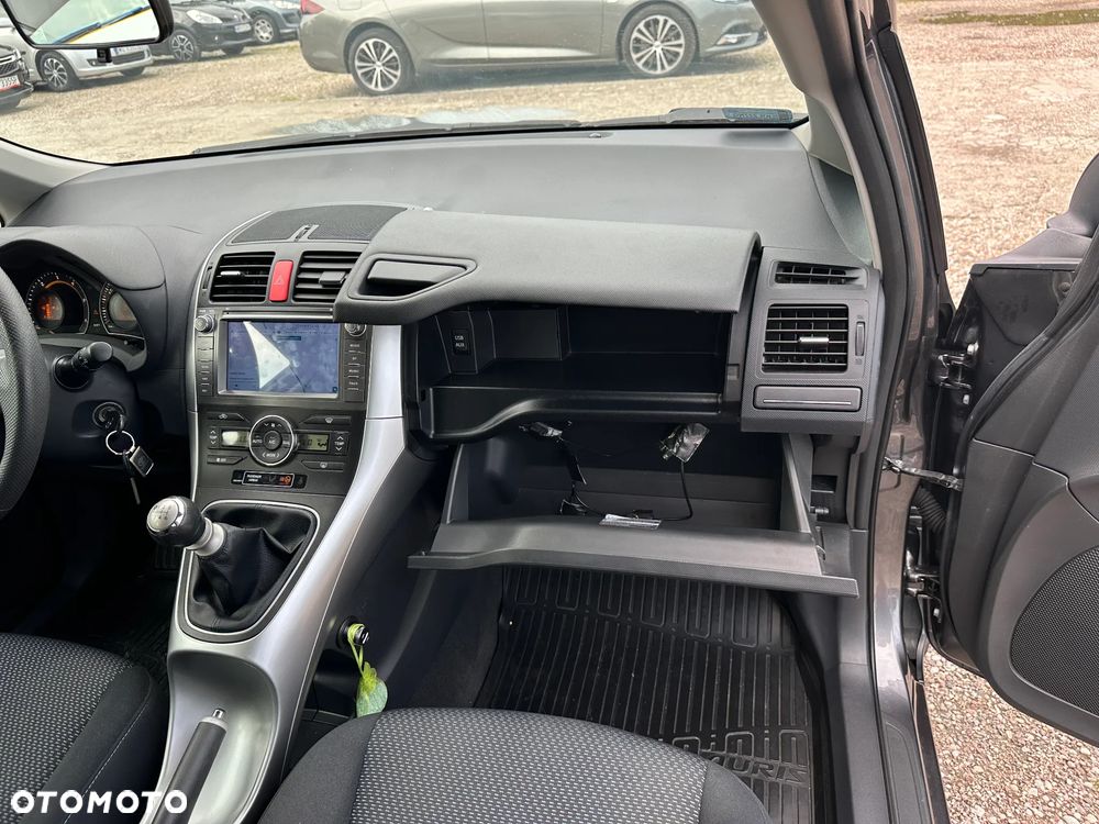 Toyota Auris - 26