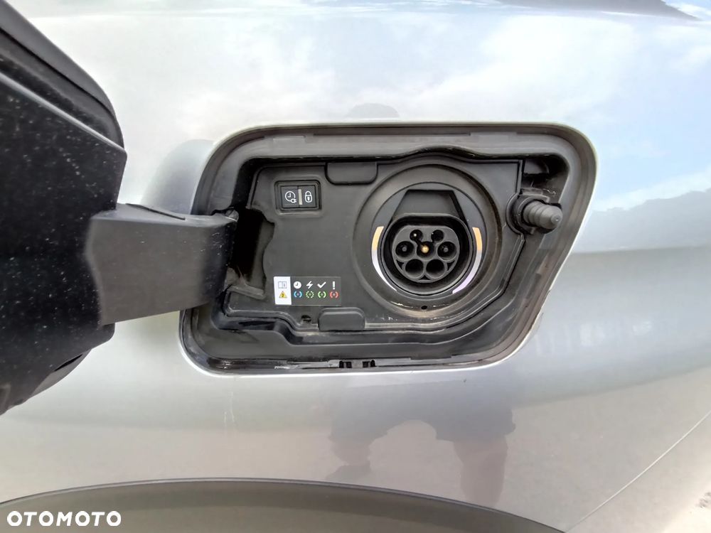Peugeot 3008 1.6 PureTech Hybrid PHEV Active Pack S&S EAT8 - 34